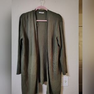 Khaki green pullover sweater soft size XL made by 89th and Madison